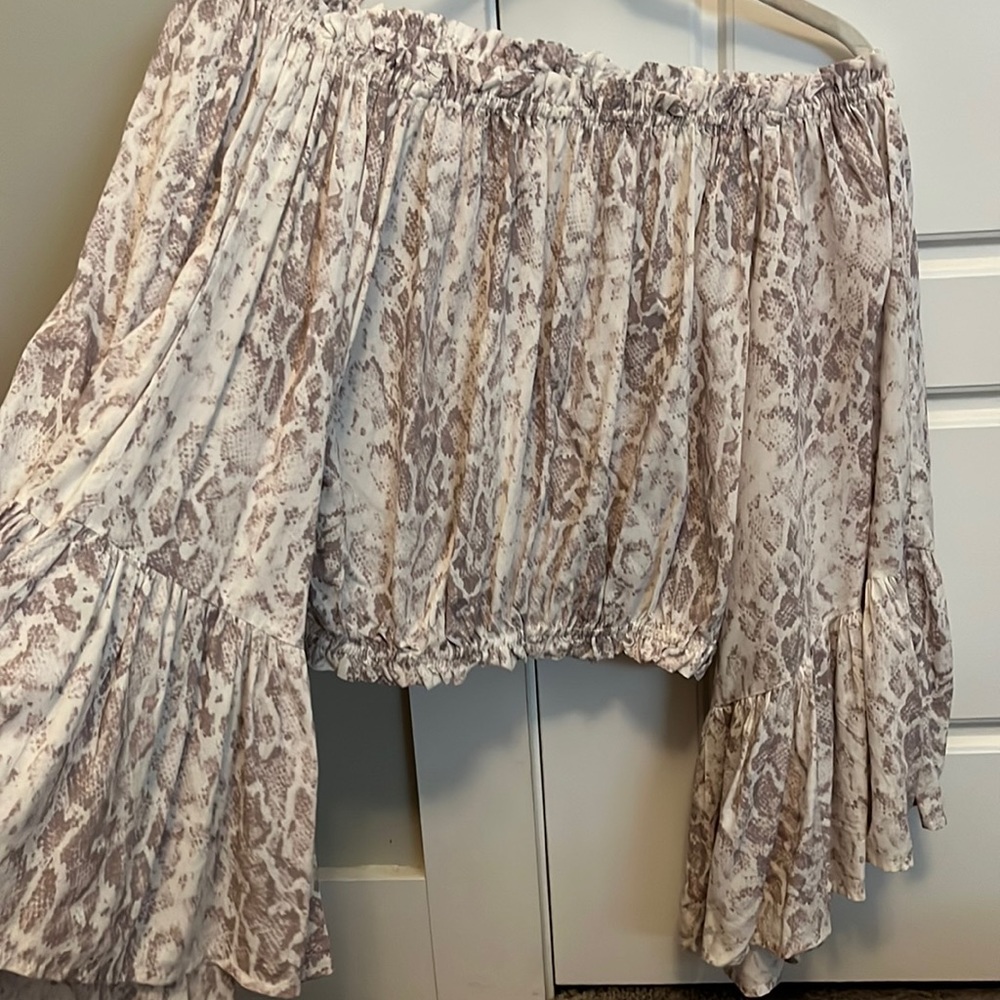 White and grey snake skin print off the shoulder blouse with Belle sleeves
